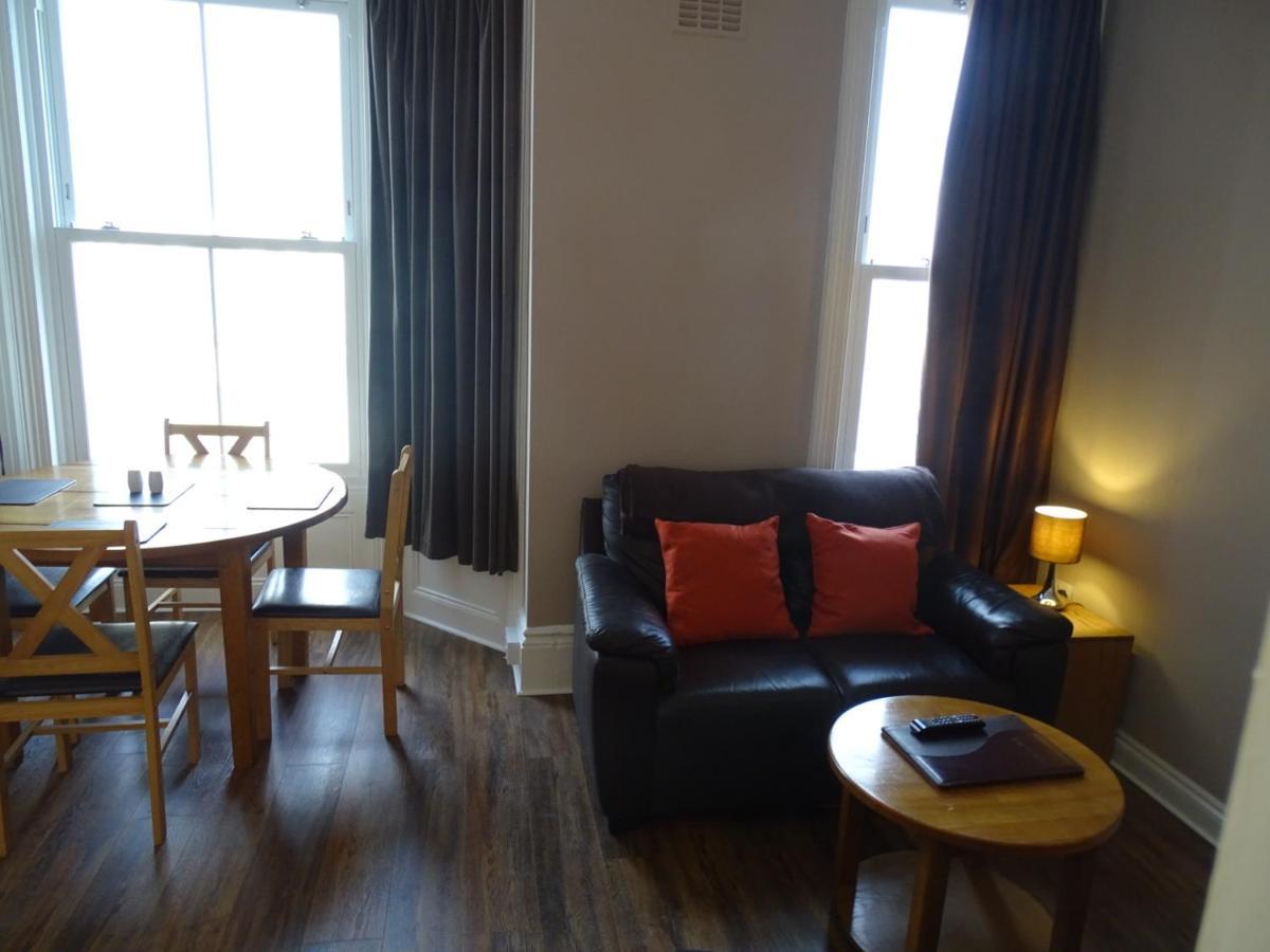 Apartments 41 هاستَنغ المظهر الخارجي الصورة